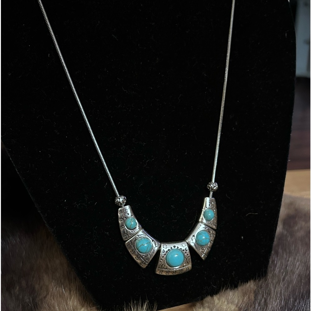 🐝 STERLING SILVER TURQUOISE NECKLACE
